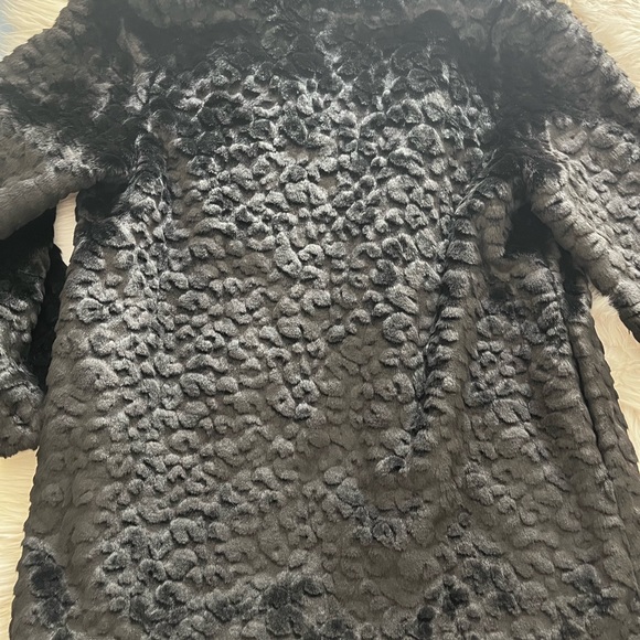 Sam Edelman faux fur coat - Picture 2 of 9